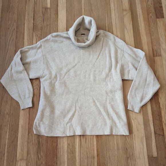 Free People Chunky Turtleneck Sweater Tam Beige - Picture 2 of 4